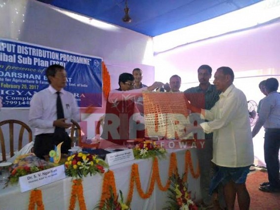Union Agriculture Minister inaugurates farmers fair and input distribution programme under TSP